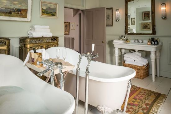 Дизайн интерьера ванной в стиле прованс - фото